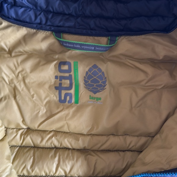 STIO MEN'S PINION DOWN VEST - Picture 3 of 4